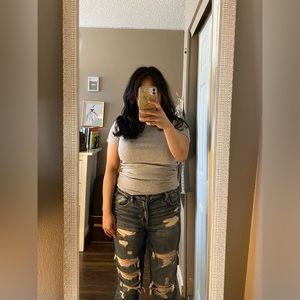 NEW GAP The Modern Tee in Grey